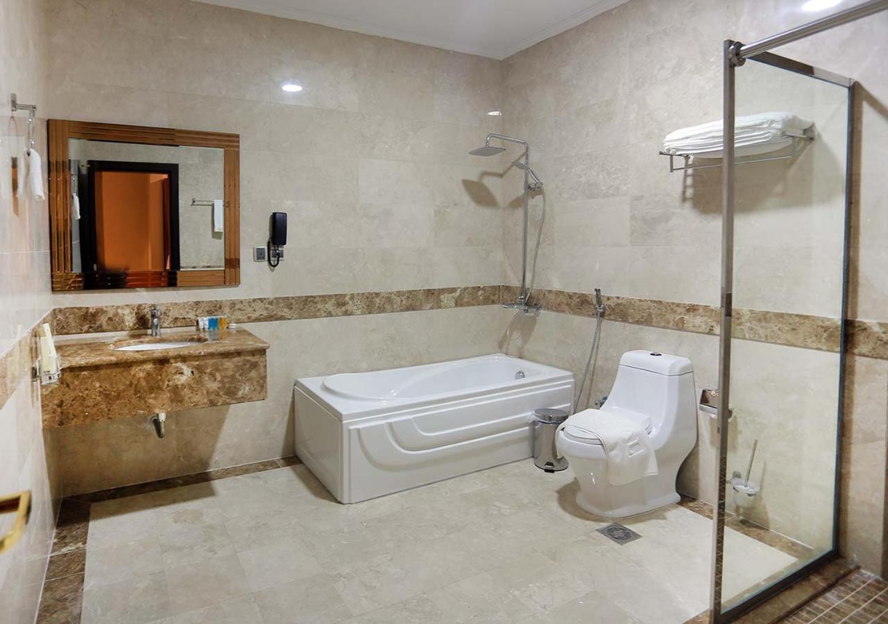 Karam Jeddah Hotel エクステリア 写真