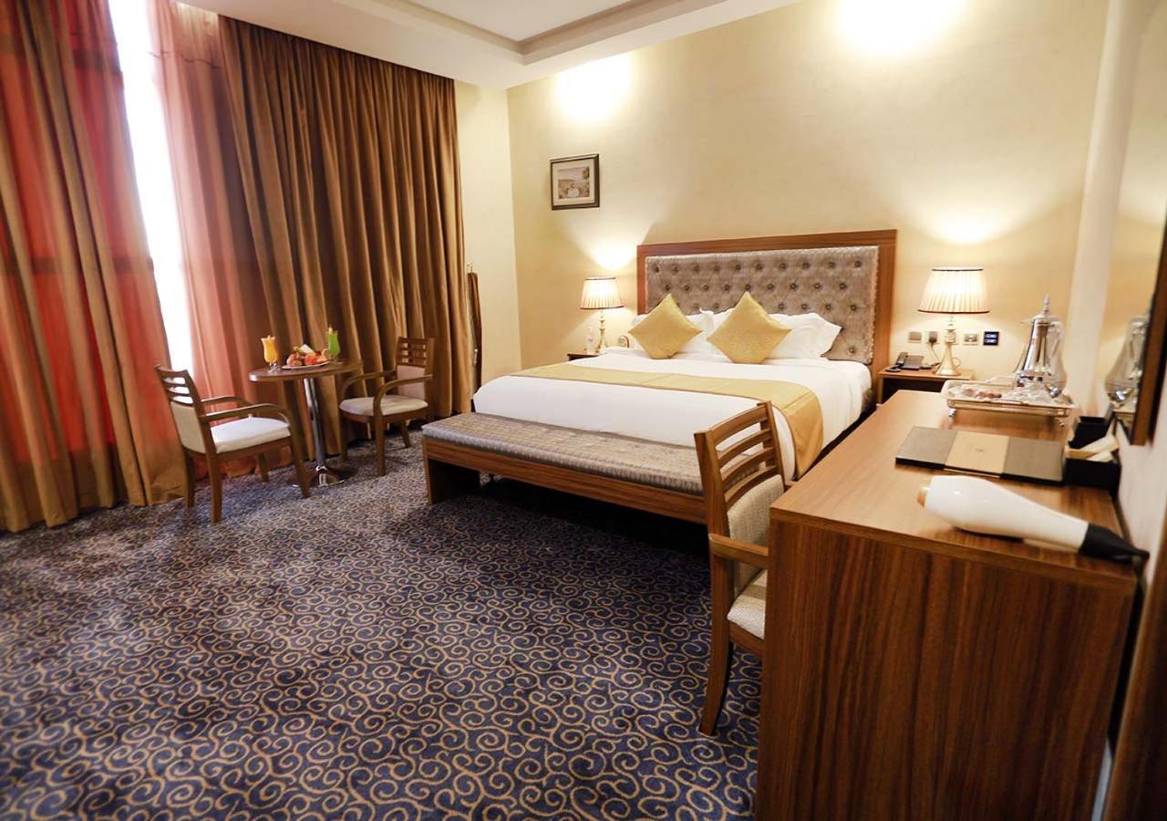Karam Jeddah Hotel エクステリア 写真